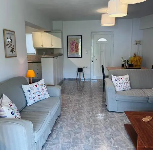 Akrata Apartment